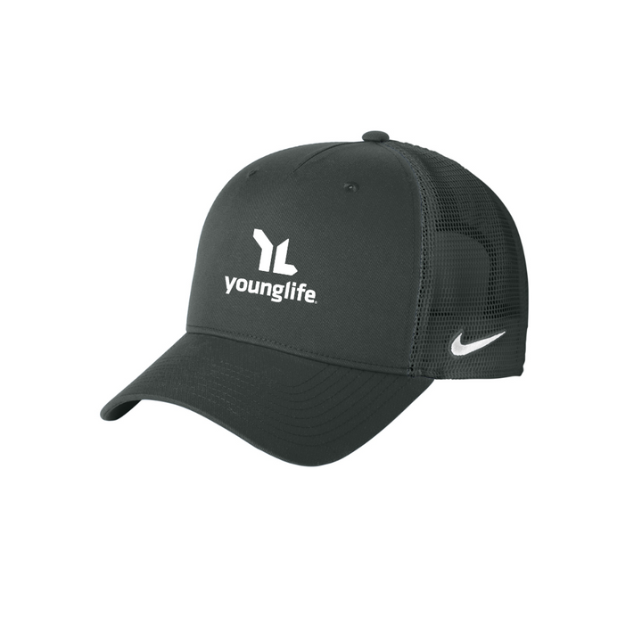 Nike Snapback Mesh Trucker Cap