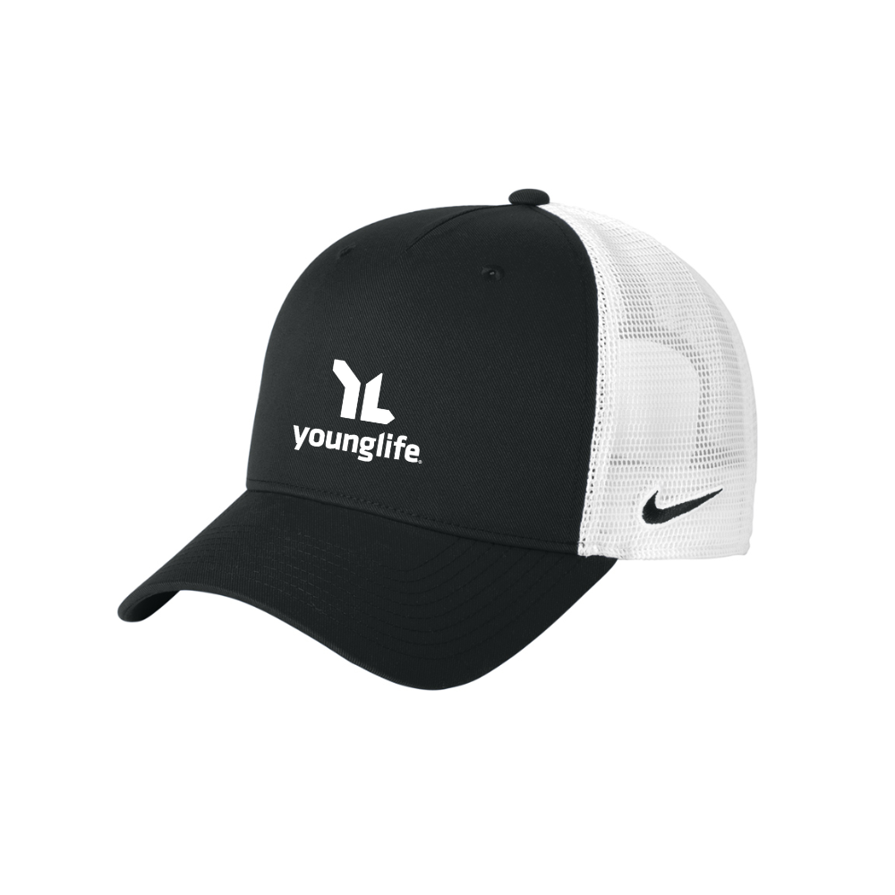 Nike Snapback Mesh Trucker Cap